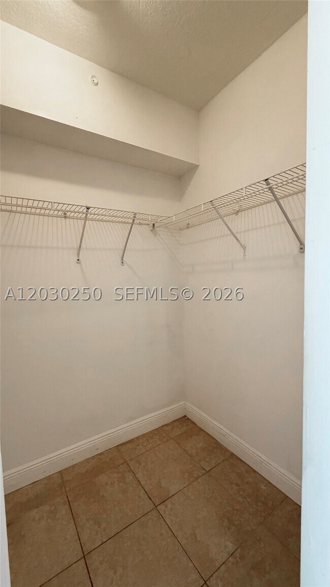 Building Photo - 11060 SW 196th St