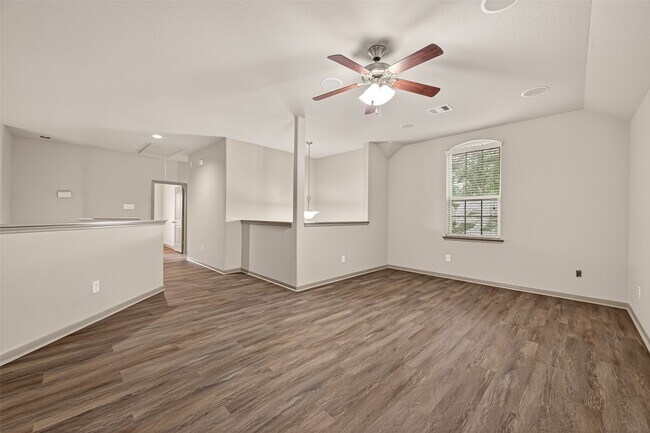 Building Photo - 2510 Shady Falls Ln