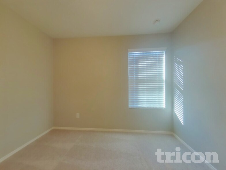 Building Photo - 11856 Mancos Trl