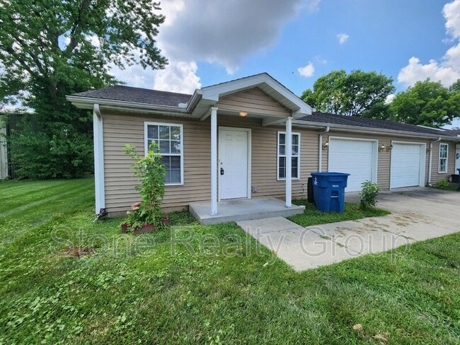 Primary Photo - 2339 Patrick St