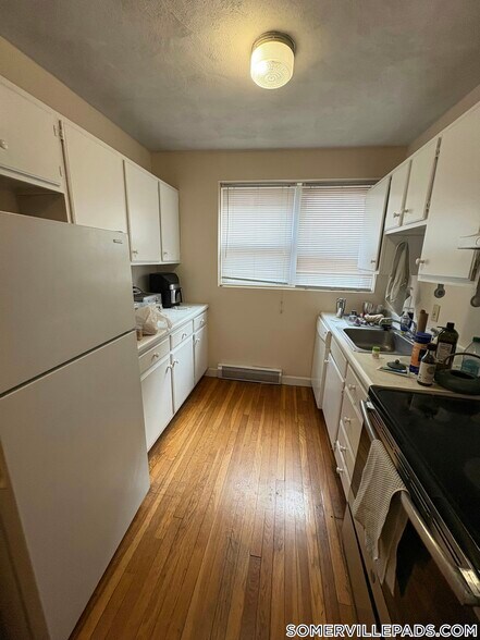Building Photo - 402 Highland Ave