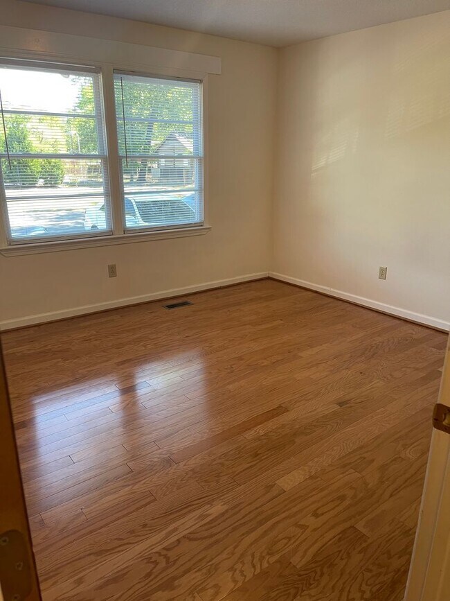 Building Photo - Charming Home in the Heart of the Congaree River District – Prime Location! - 302