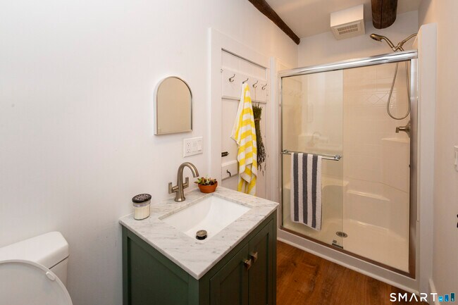 Building Photo - 48 Keeler Rd