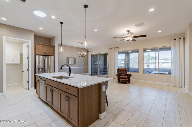 Building Photo - 39548 S Summerwood Dr