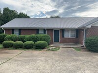 Building Photo - PRE-LEASING FOR AUGUST 2026!