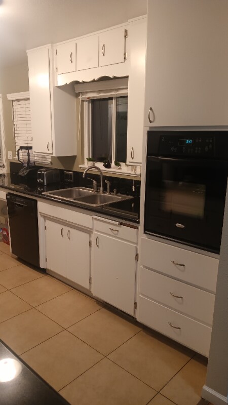 Building Photo - 1825 College Ave