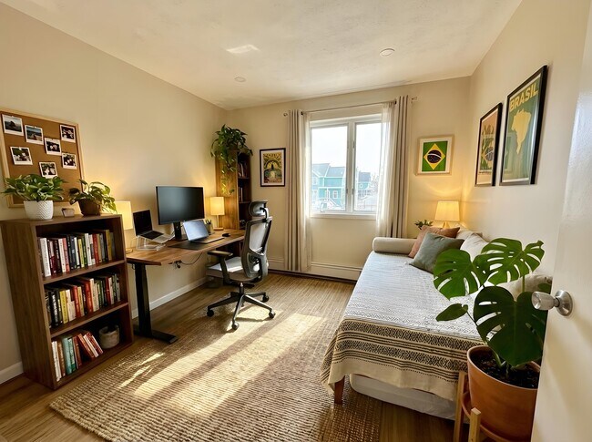 Building Photo - 21 Greenwood St