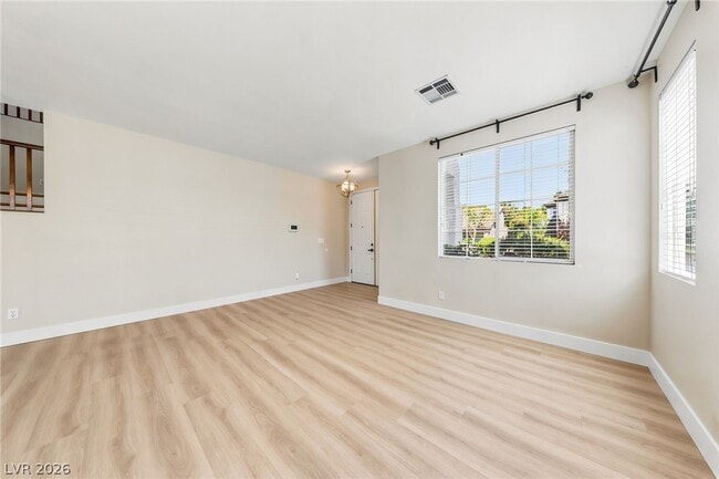 Building Photo - 2551 Williamsburg St