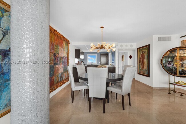 Building Photo - 511 Bayshore Dr