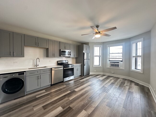 Building Photo - 373 Hazel Ave