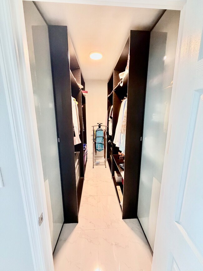 Building Photo - 3410-3410 Galt Ocean Dr