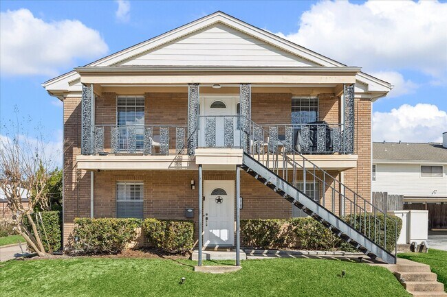 Building Photo - 18109 Heritage Ln