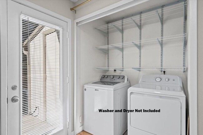 Building Photo - 11821 Bittern Hollow