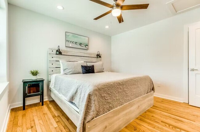 Building Photo - FULLY FURNISHED 2BD/1.5BA ready for occupancy!