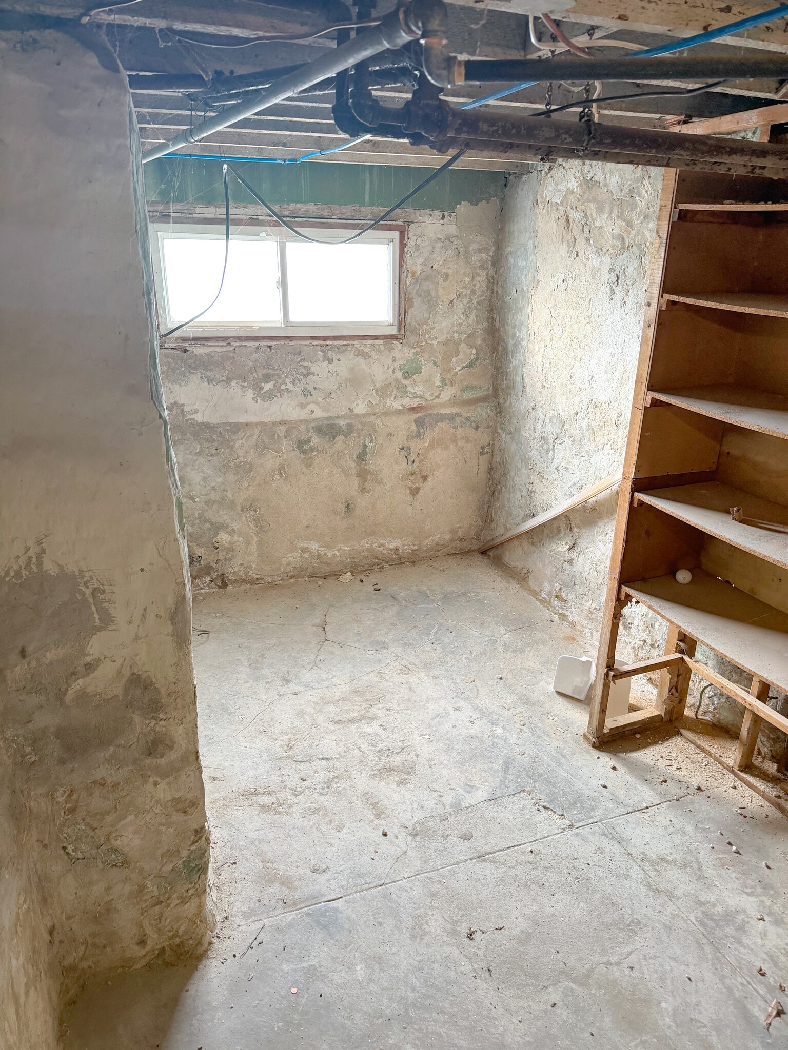 Basement - 2523 S 66th St