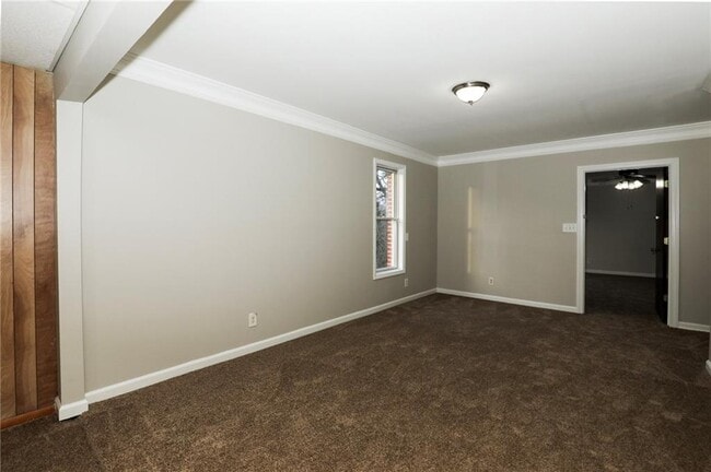 Building Photo - 1441 Blvd Lorraine SW