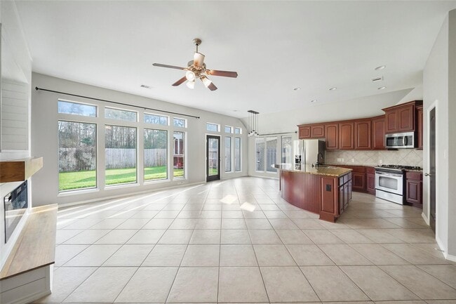 Building Photo - 2886 Woodland Glen Ln