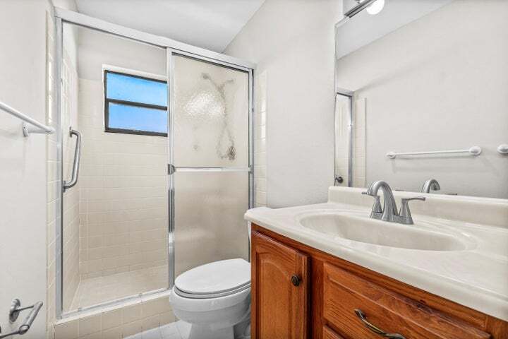 Building Photo - 4640 Rosewood Tree Ct