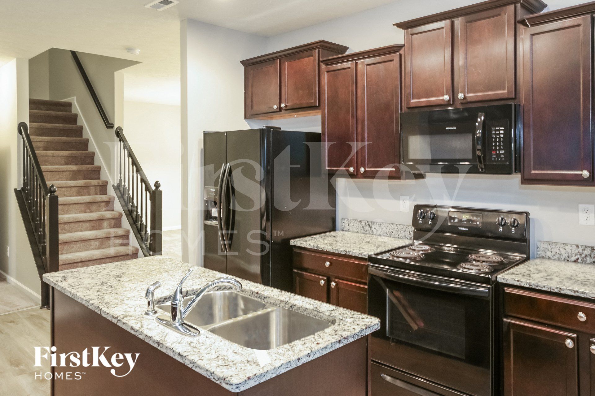 Building Photo - 897 Adena Ln