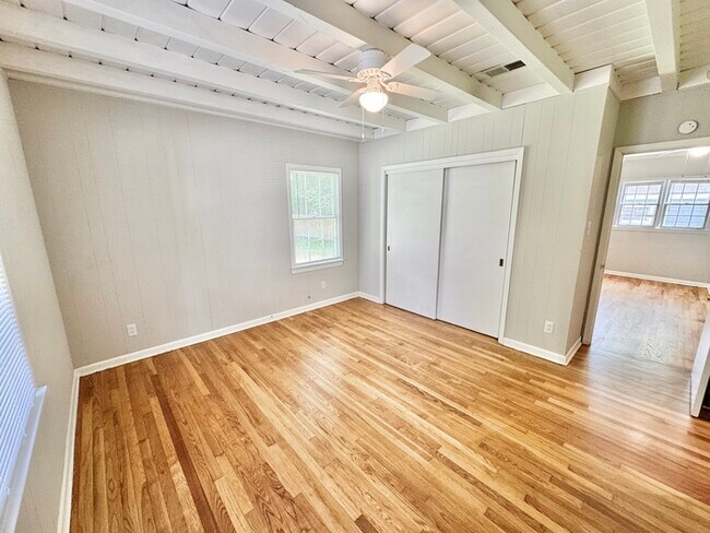 Building Photo - 626 Shotwell St