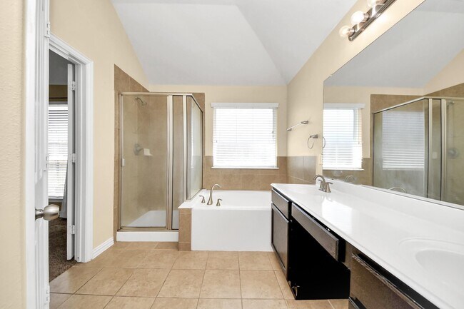Building Photo - 3018 Wellington Pass Dr