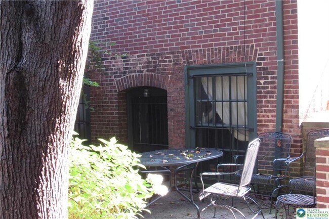 Building Photo - 44 N 2nd St