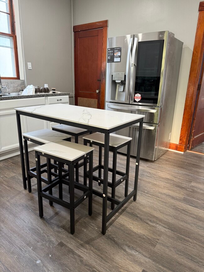 Building Photo - 170 Walker Hill Rd