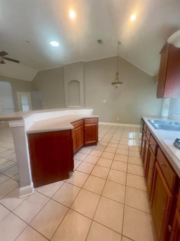 Building Photo - 2371 Barret Dr
