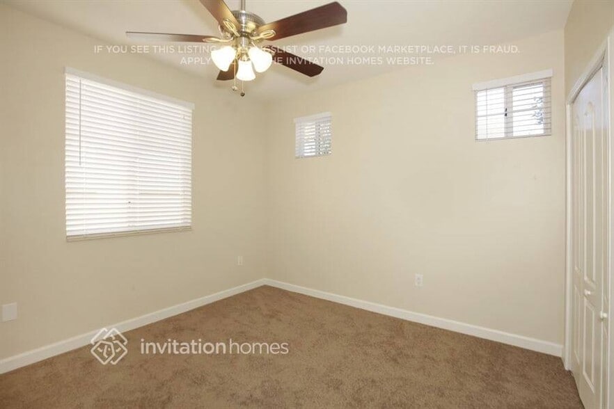 Building Photo - 15374 SW 141st Ct