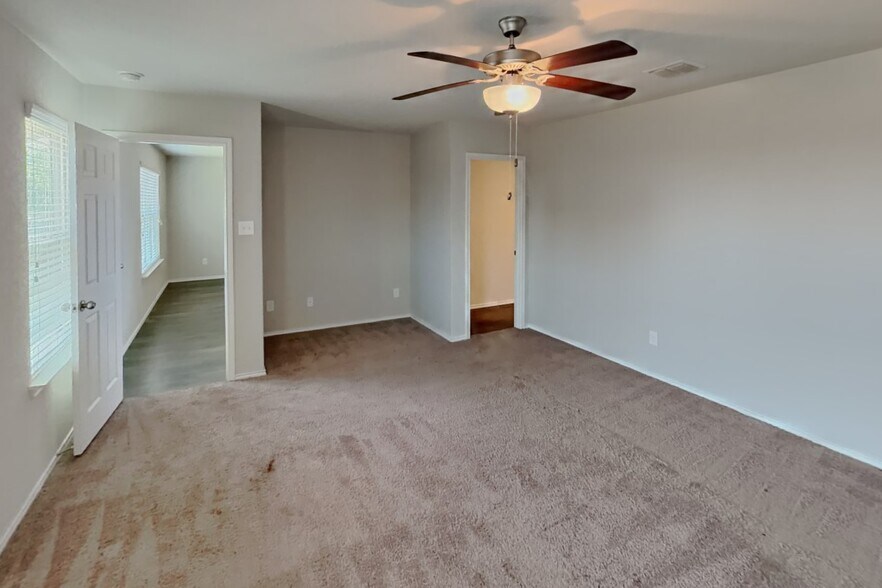 Building Photo - 3704 Colemans Run