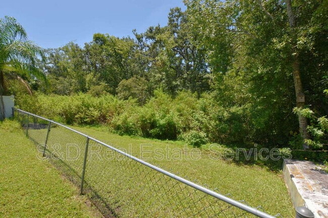 Building Photo - 8212 Riverboat Dr
