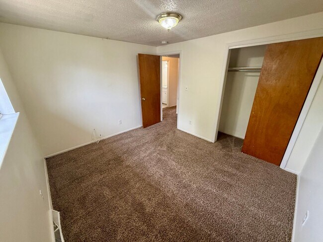 Building Photo - 1609-1611 Lashley Street