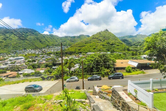 Building Photo - BK-1520