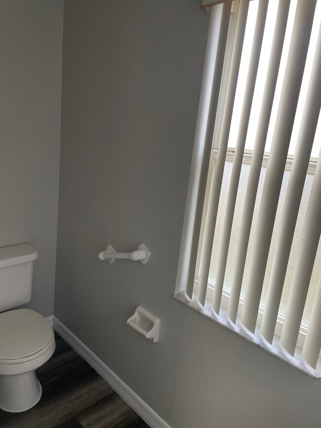 Building Photo - Great Home