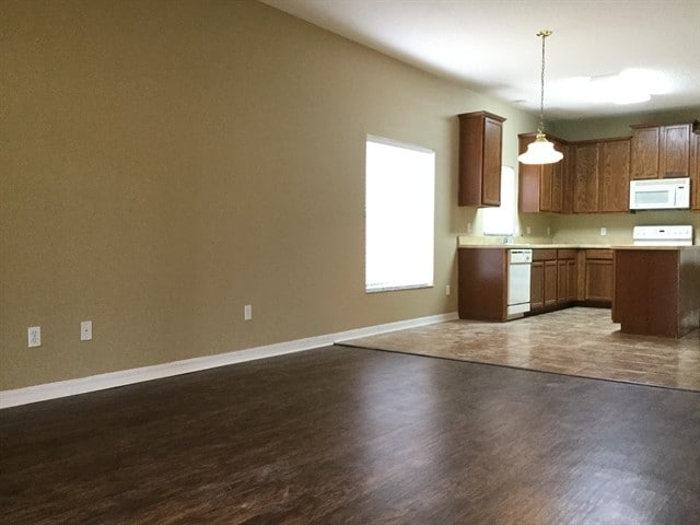 Building Photo - 1338 Edison Tree Rd