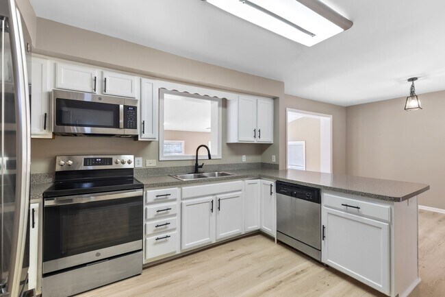 Building Photo - 3505 Hilber St