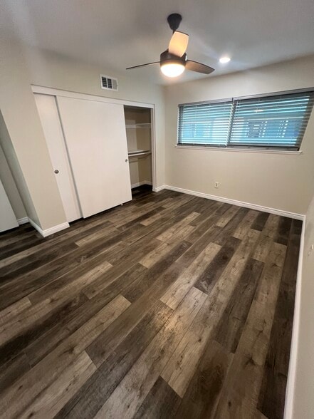 Building Photo - 10730 Droxford St