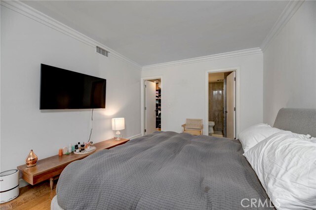 Building Photo - 1131 Alta Loma Rd