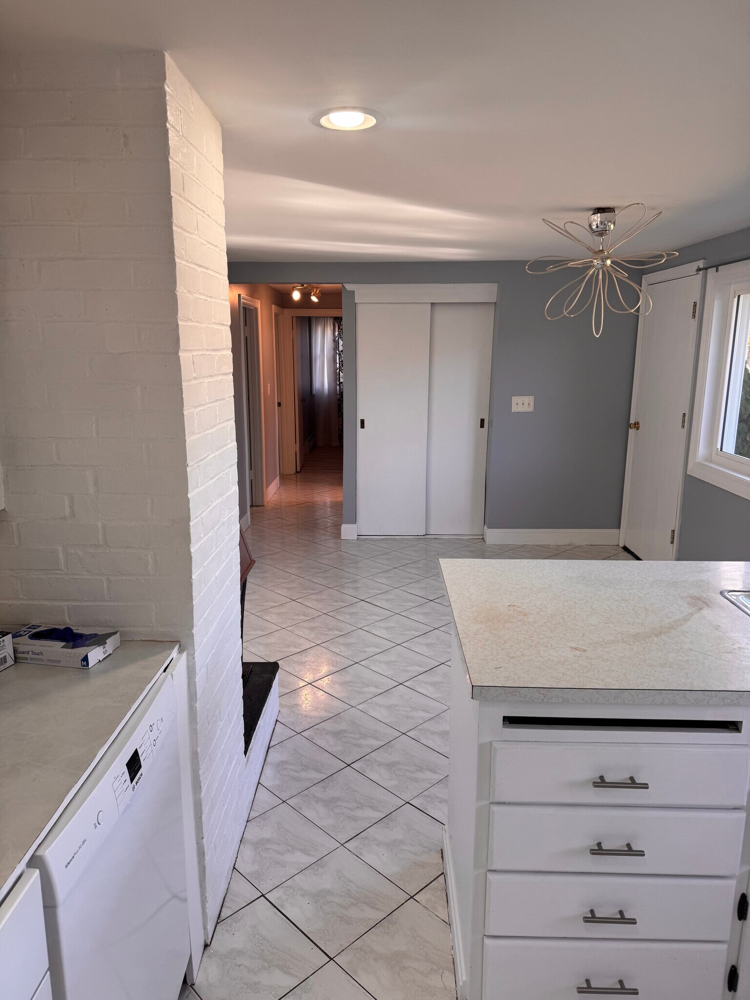 Building Photo - 165 Haverhill Ave