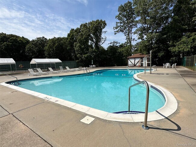 Building Photo - 88 Bailey Ct