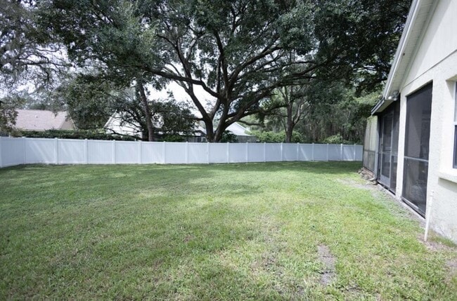 Building Photo - 16104 Stowe Ct