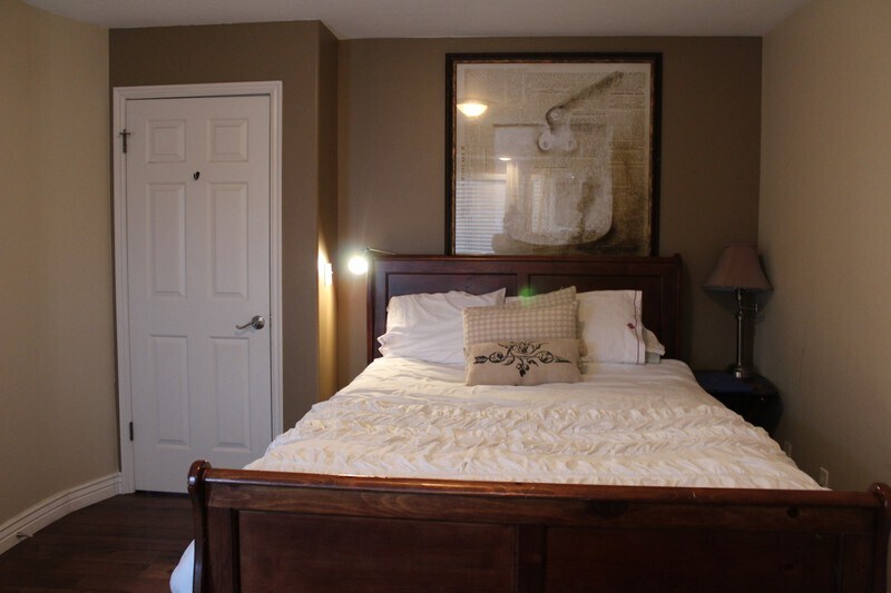 Building Photo - 4624 Quiet Cir