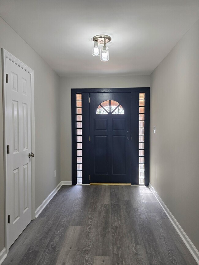 Building Photo - 2327 Tobacco Rd