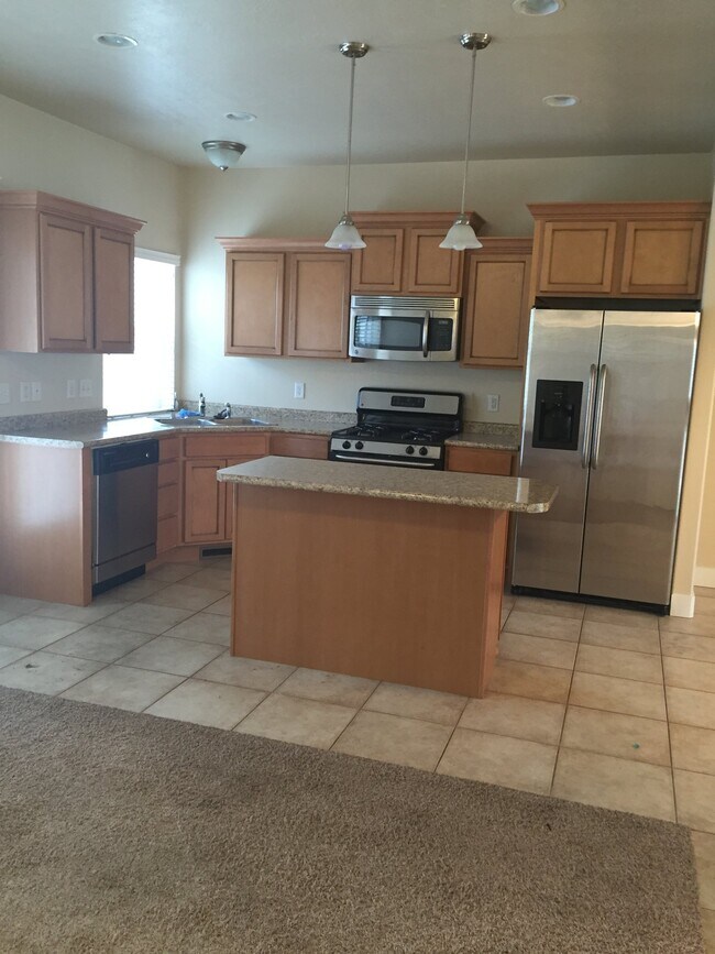 Building Photo - 1057 Garden Bend Pl