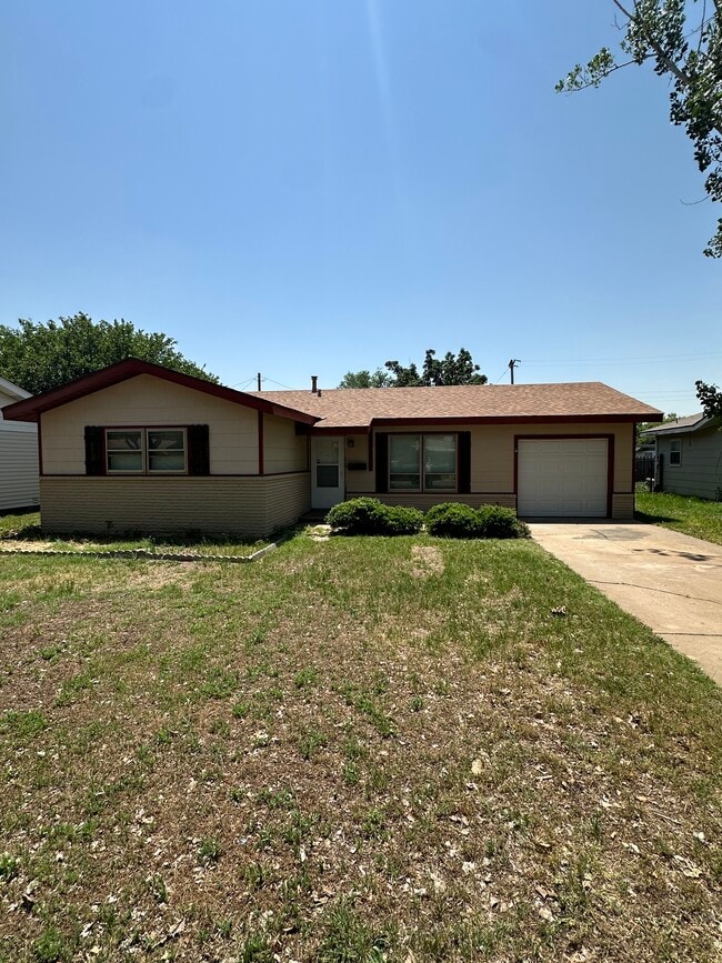 Building Photo - 4208 SE 31st Ave