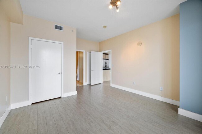 Building Photo - 79 SW 12th St