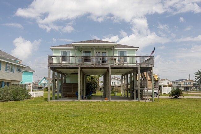 Building Photo - 4106 Temprano Dr
