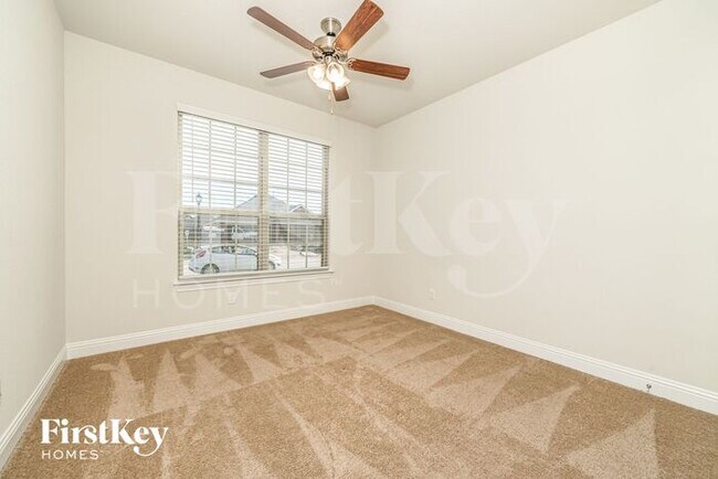 Building Photo - 429 Baltimore Ave