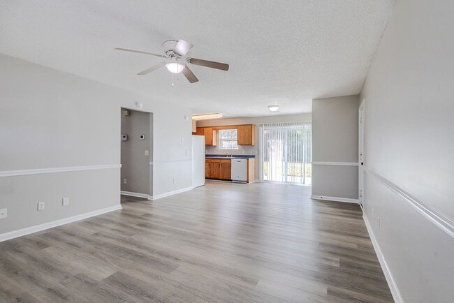 Building Photo - Well-Maintained 3BR, 2BA Home with 1-Car Garage