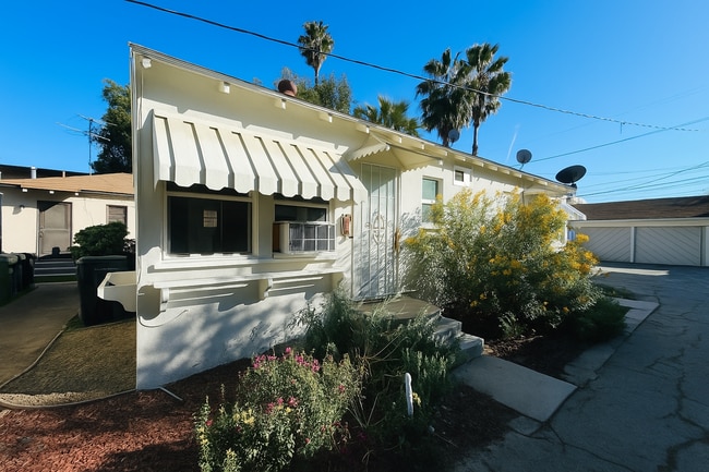 Building Photo - Sylvan Apartments